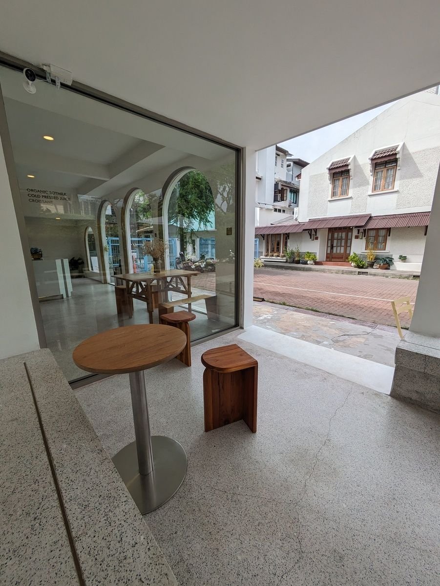 Yelloo Cafe