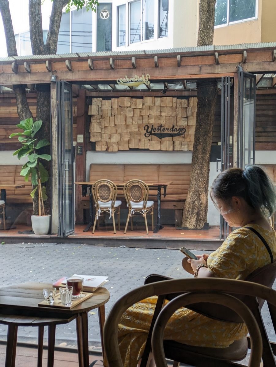 Yesterday Cafe
